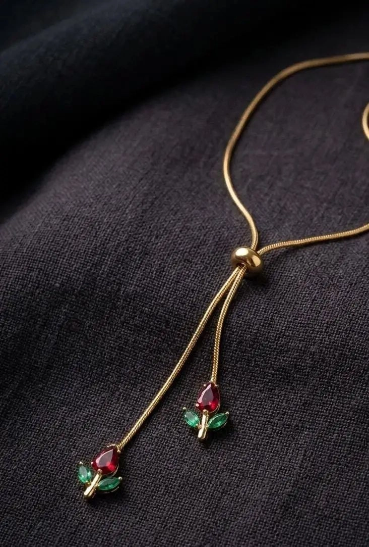 Hanging tulips necklace