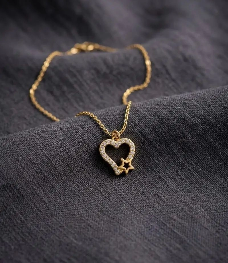 Heart with star pentant necklace