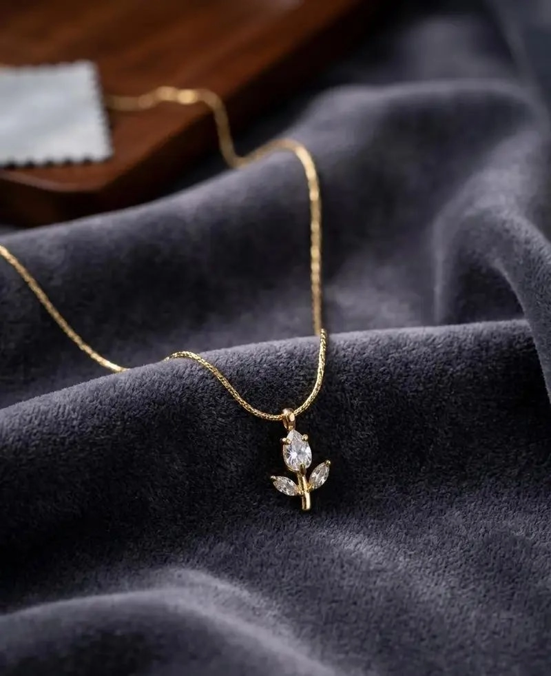 PVD plated White tulip