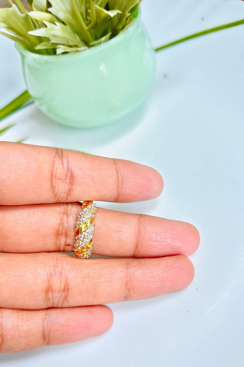 Twisted adjustable ring 2