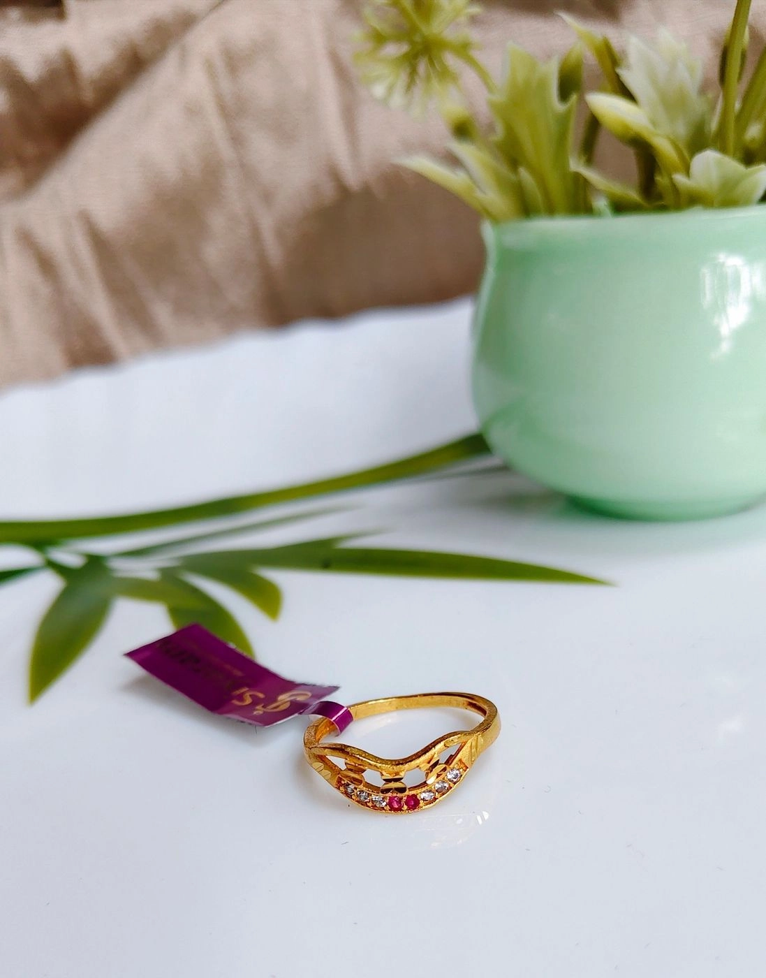 Wavy ring 1