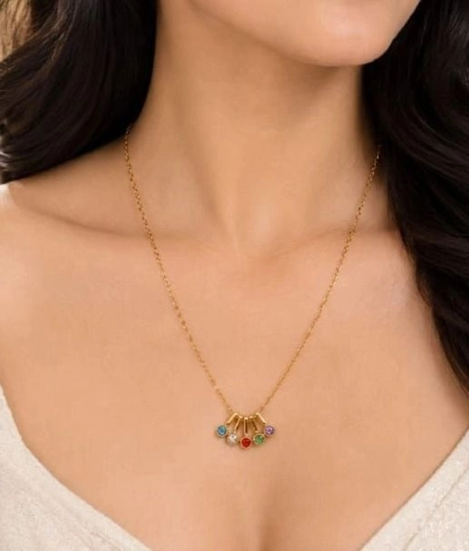 Multicoloured stone necklace