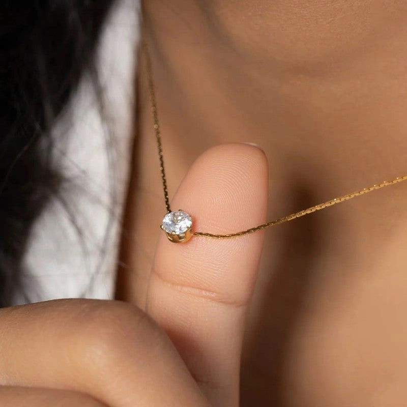 White stone necklace 1