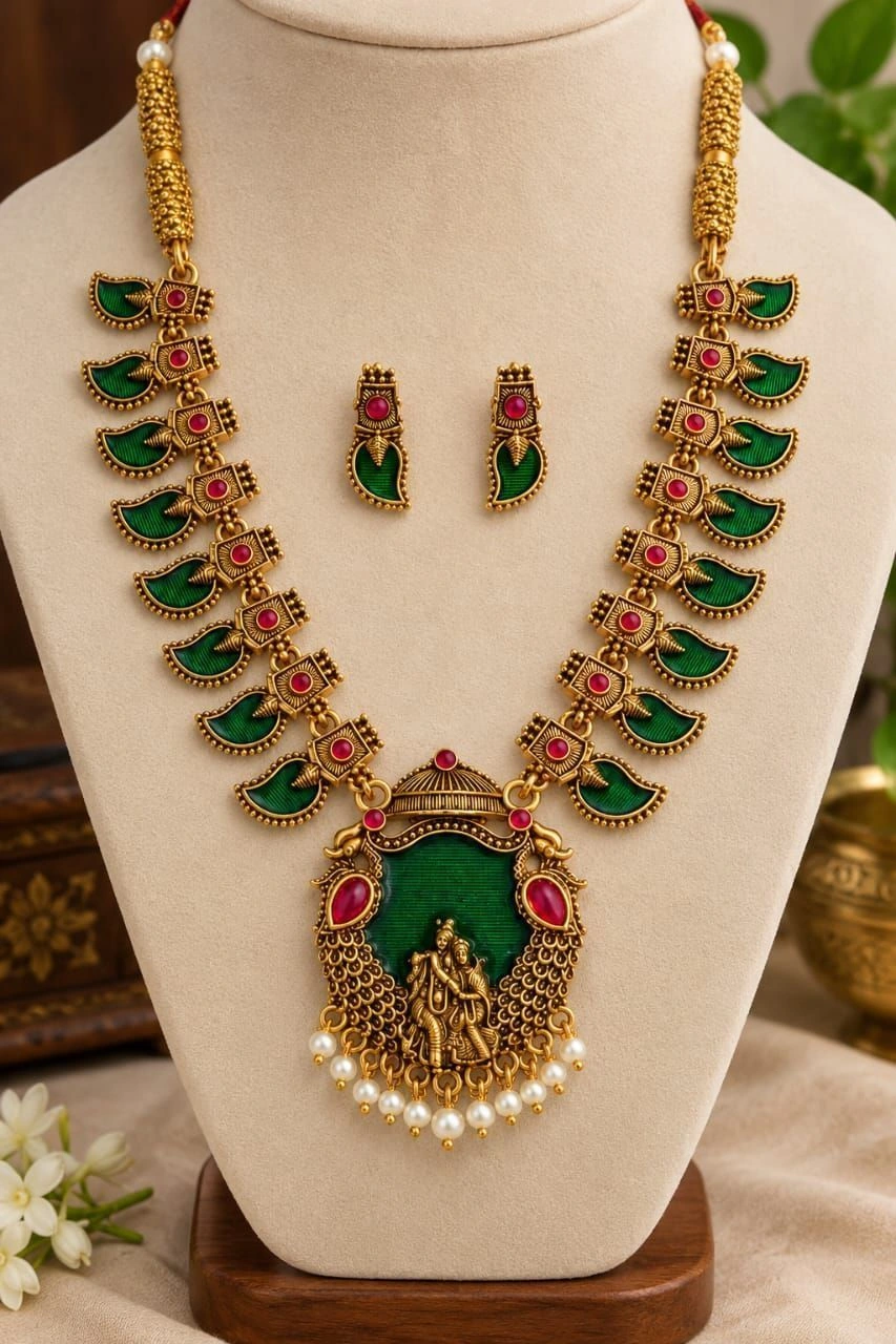 Antique Temple Green & Ruby Necklace Set 3