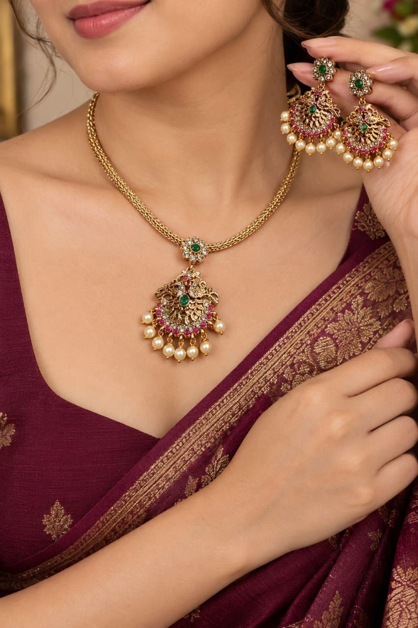 Antique Temple Ruby & Green Stone Necklace Set 2