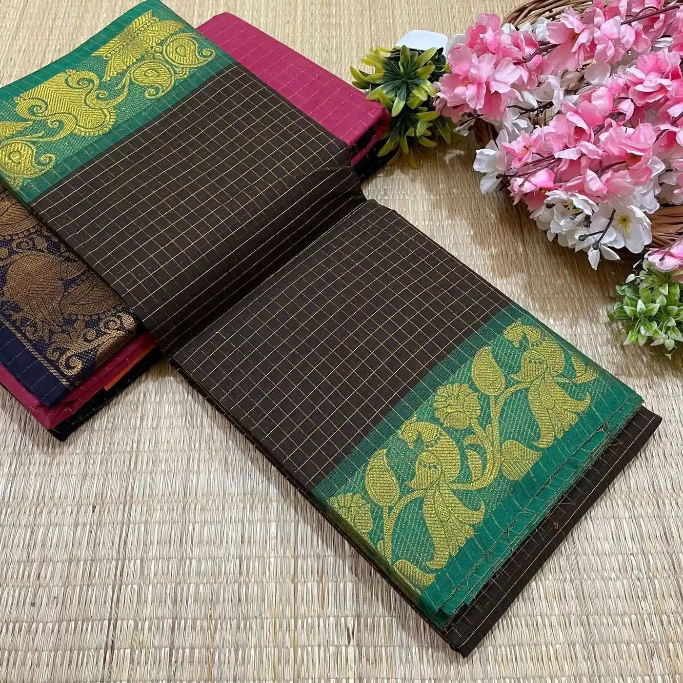 Madurai Sungudi Cotton Sarees 11