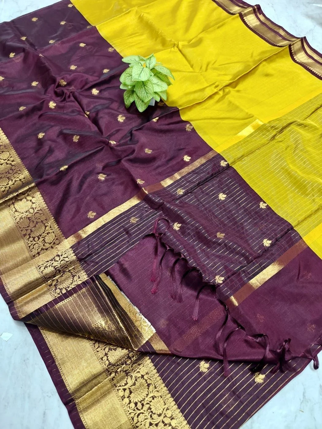 Banarasi Tssue Silk Saree with blouse 10
