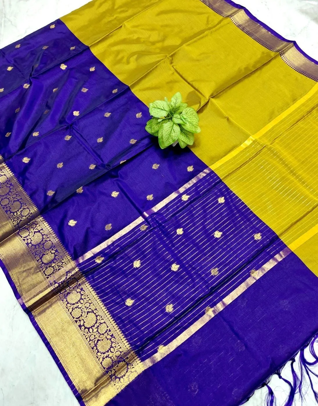 Banarasi Tssue Silk Saree with blouse 11