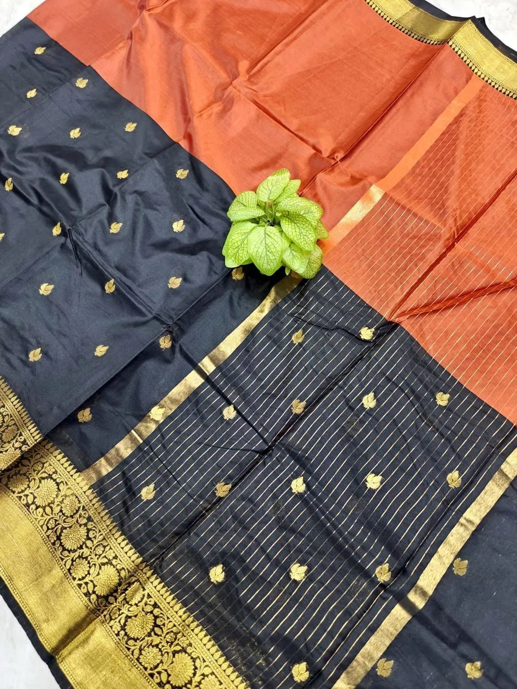 Banarasi Tssue Silk Saree with blouse 16