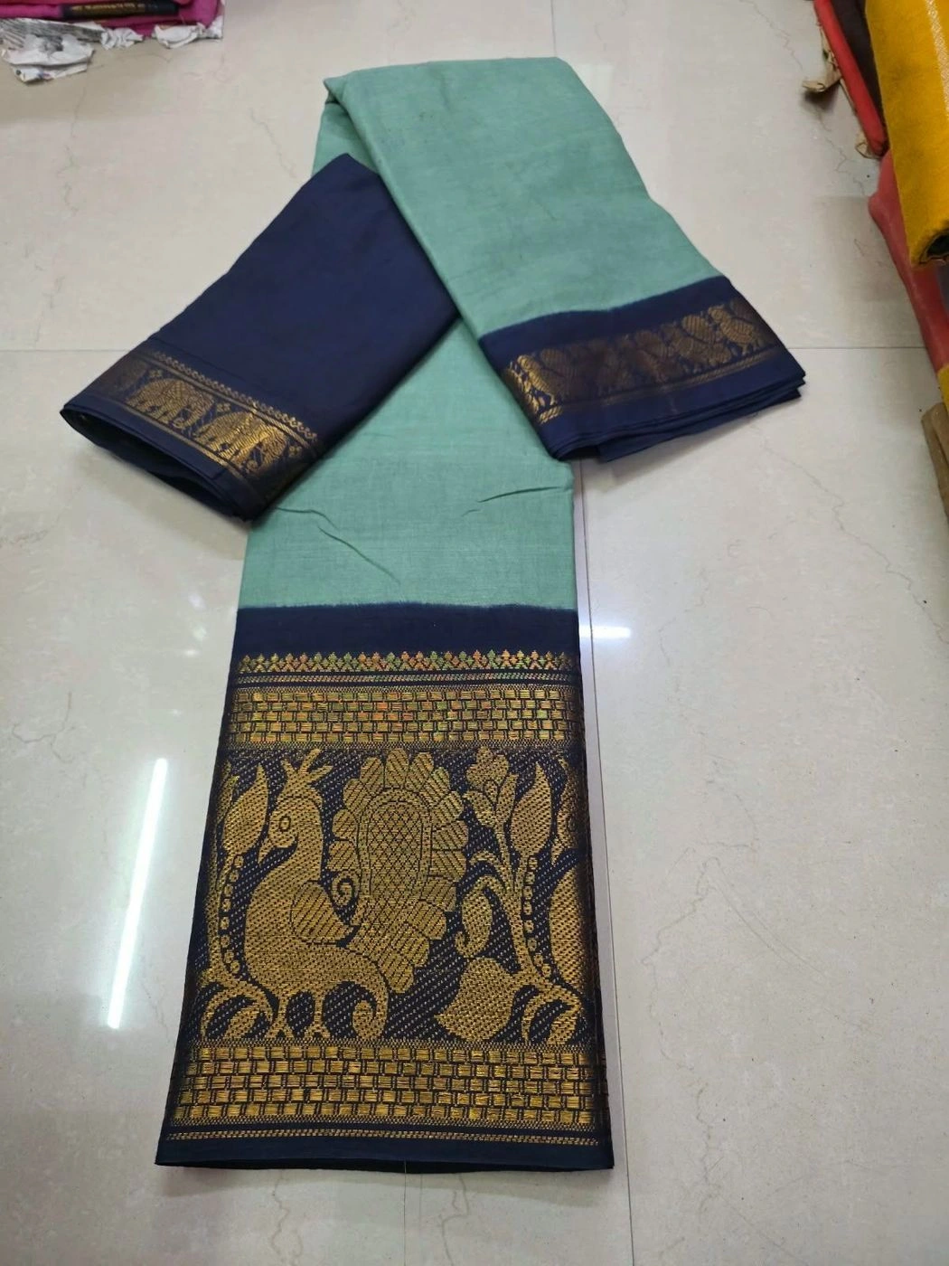 Madurai Sungudi Mayuri Cotton Sarees 8
