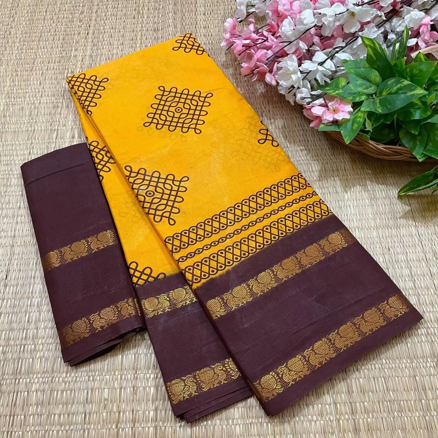Sungudi Cotton Kolam Printed Sarees 15