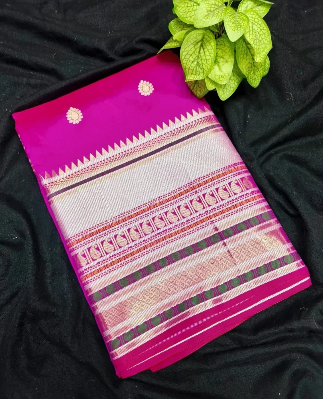 Banarasi Soft Silk Sarees Wirthblouse 5