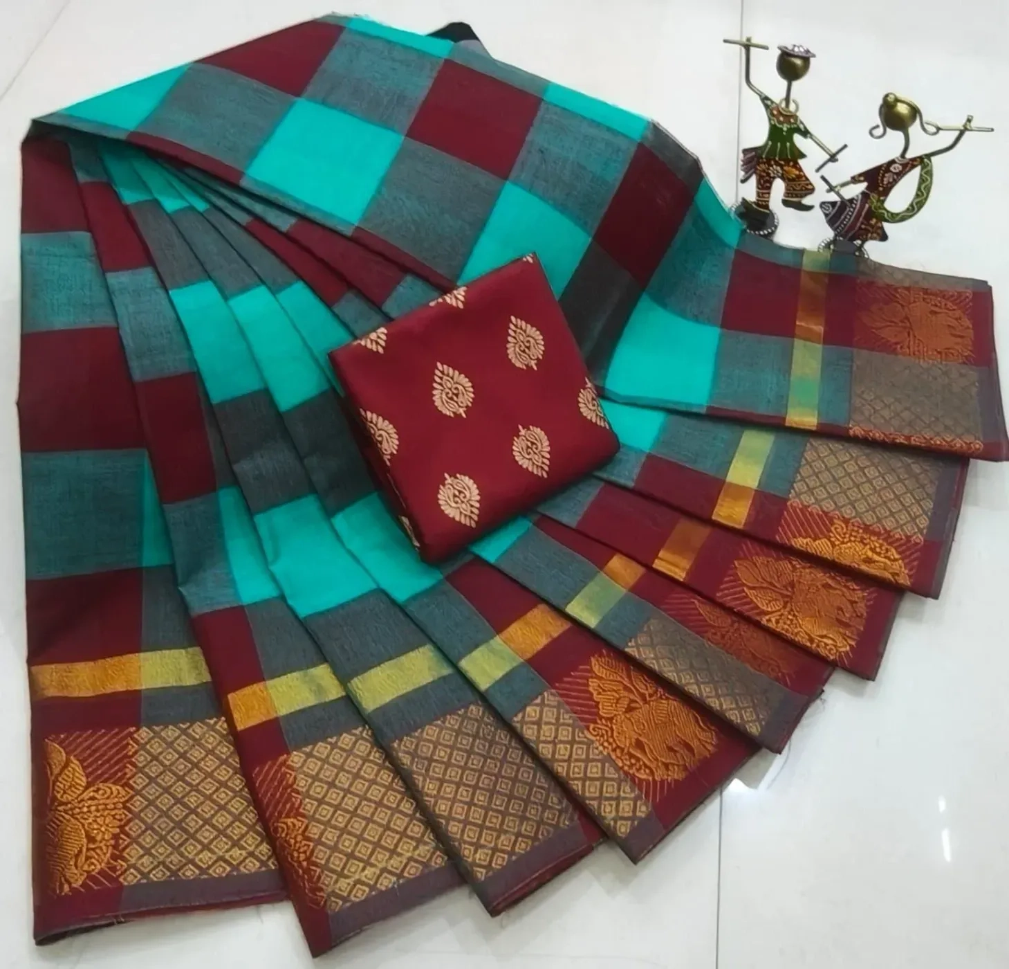 Chettinad Royal Cotton Plain Sarees 3