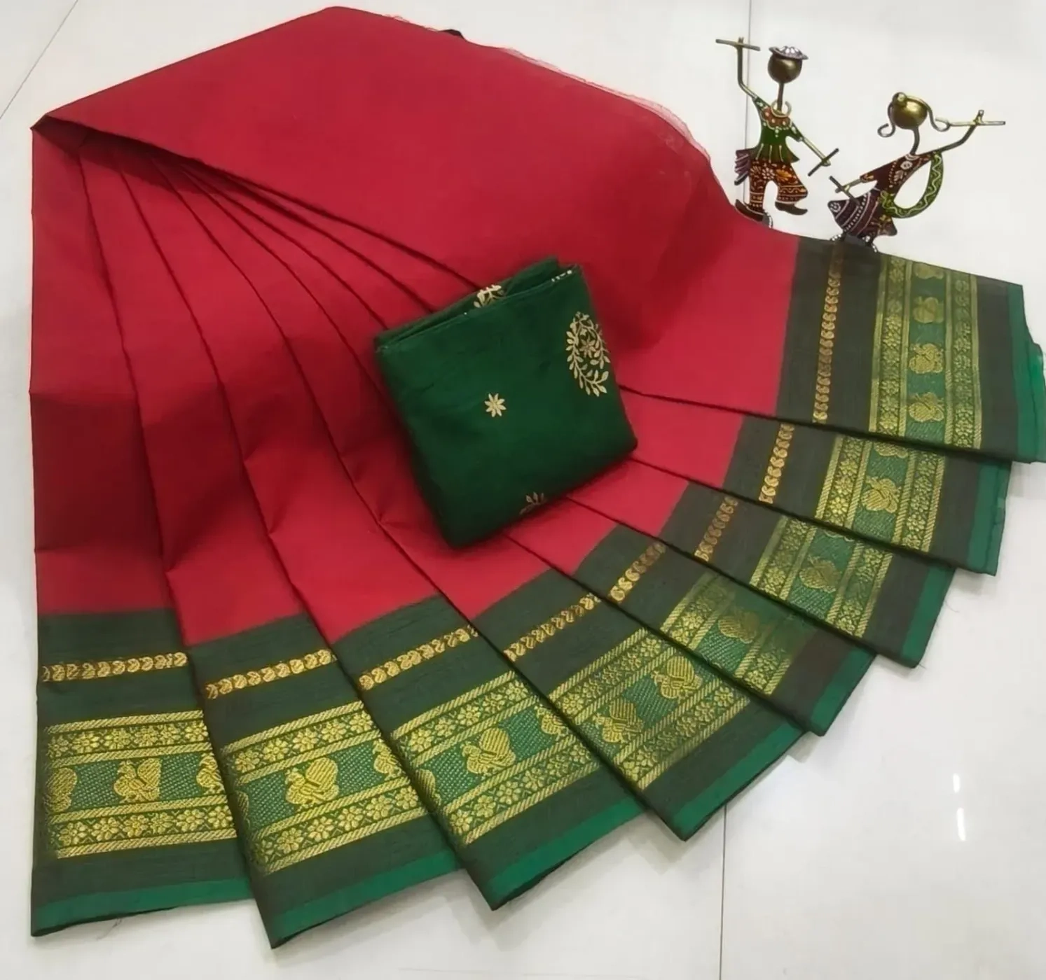 Chettinad Royal Cotton Plain Sarees 6