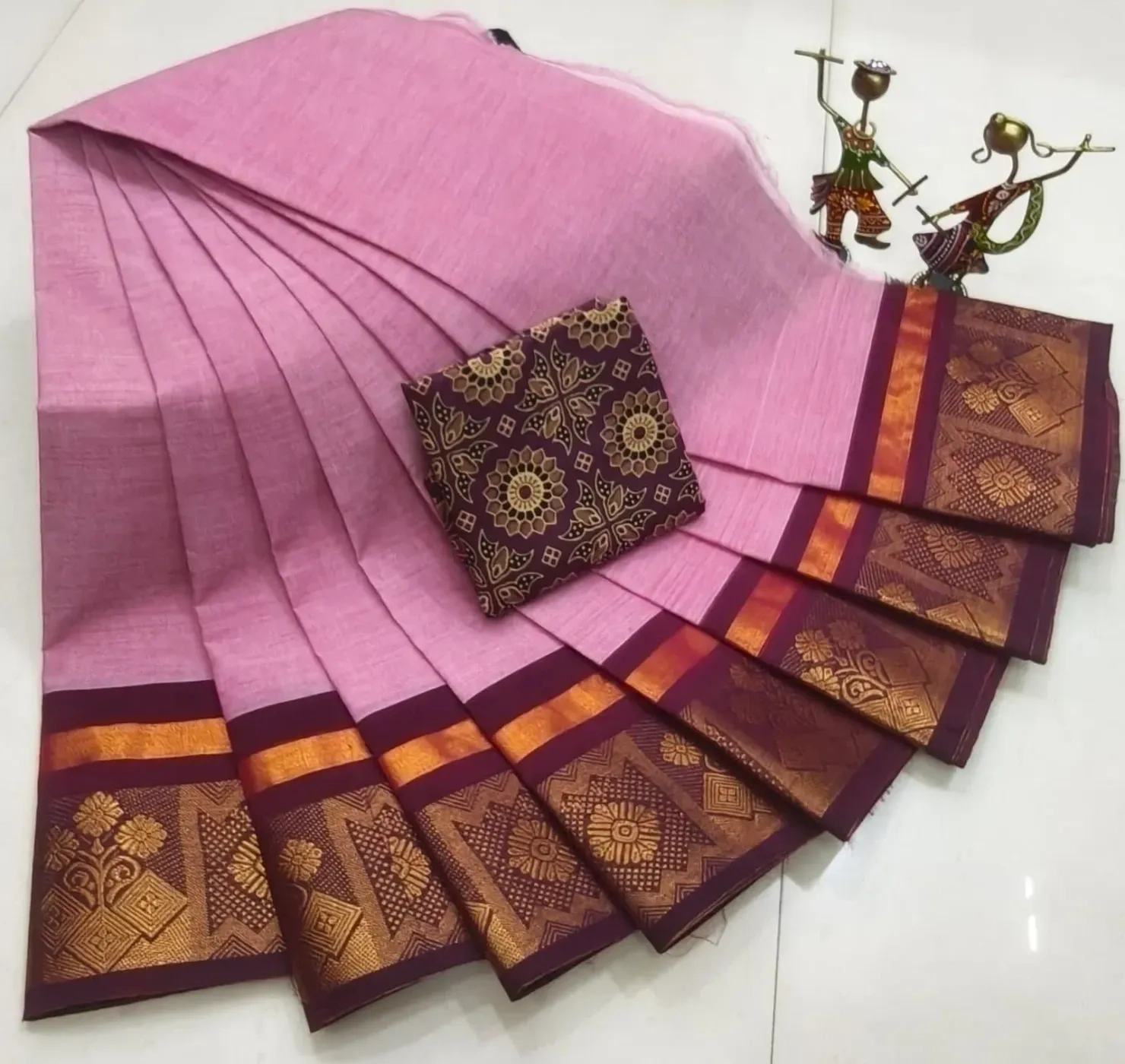 Chettinad Royal Cotton Plain Sarees 19