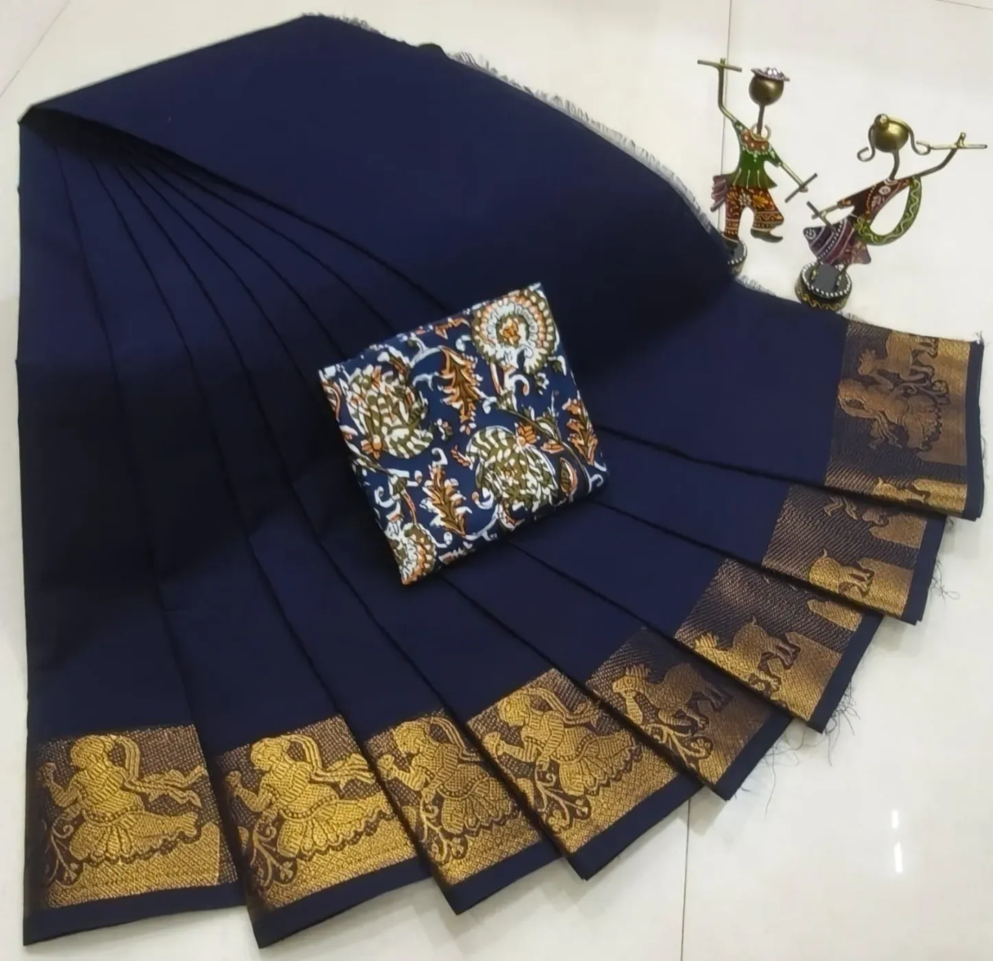 Chettinad Royal Cotton Plain Sarees 20