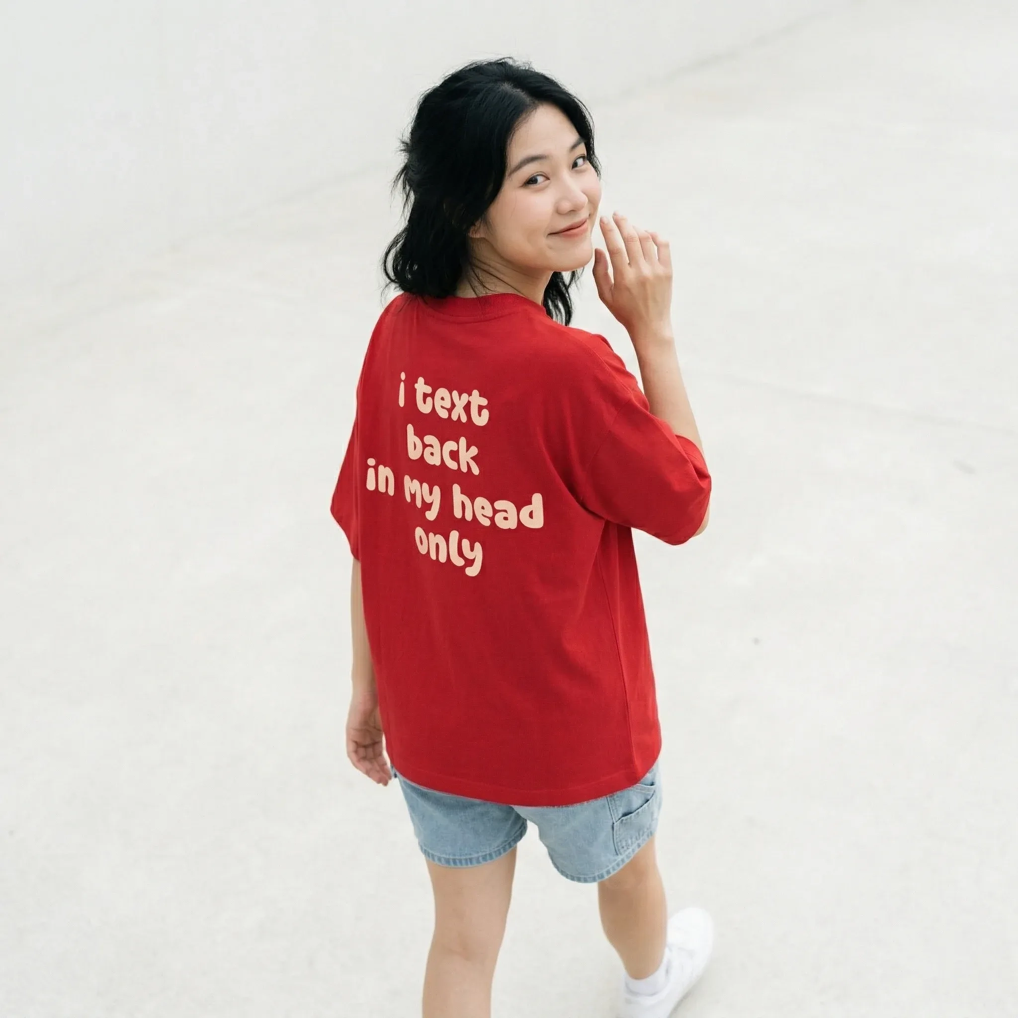 'I Text Back in My Head Only' Oversized T-shirt 2